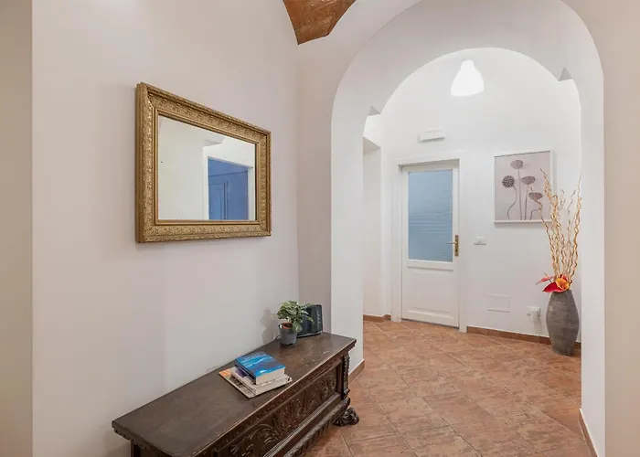 In Via Merulana By Halldis Apartamento